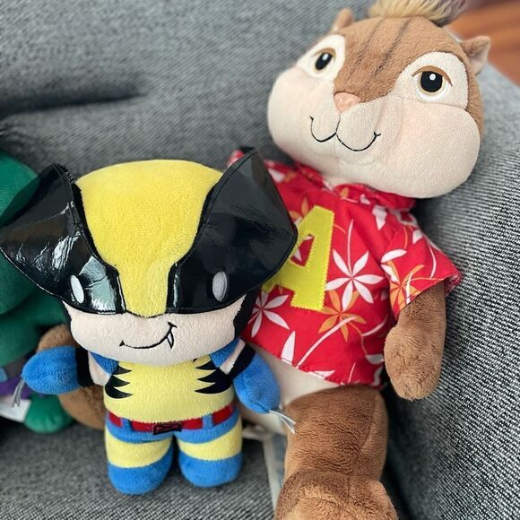 Disney / Marvel collector stuffies inc. Stitch - Picture 8 of 8